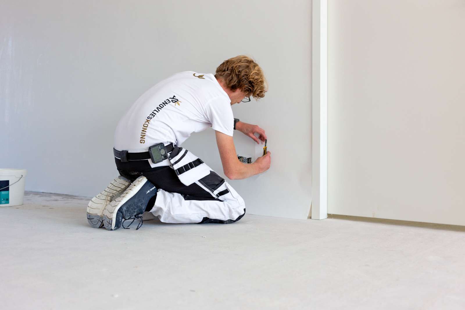 renovlies behang aanbrengen renovlieskoning-03